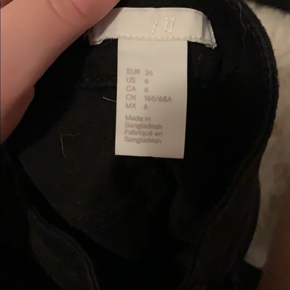 Non-distressed Black Jeans - Picture 4 of 4